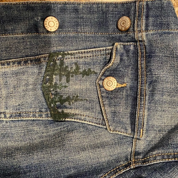 Hand Painted Jean Jacket! - Picture 6 of 9